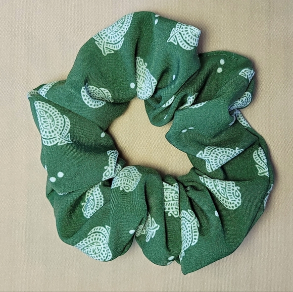 Pick 5 Scrunchies - Handmade - Picture 7 of 7